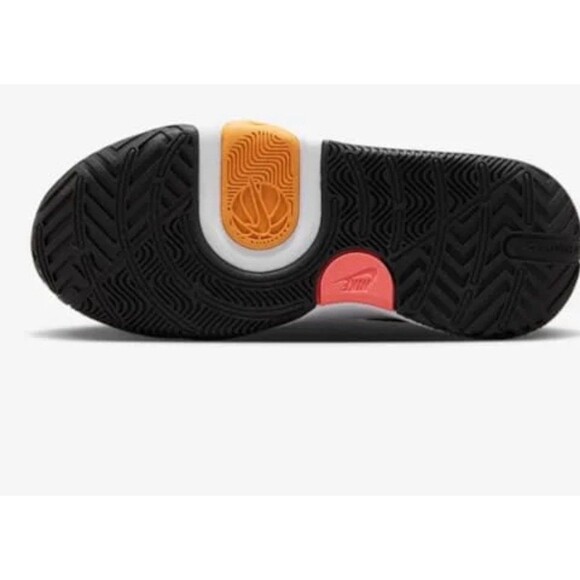 Size 6 y - Nike Free RN 2018 Low Crimson Tint - Picture 4 of 4